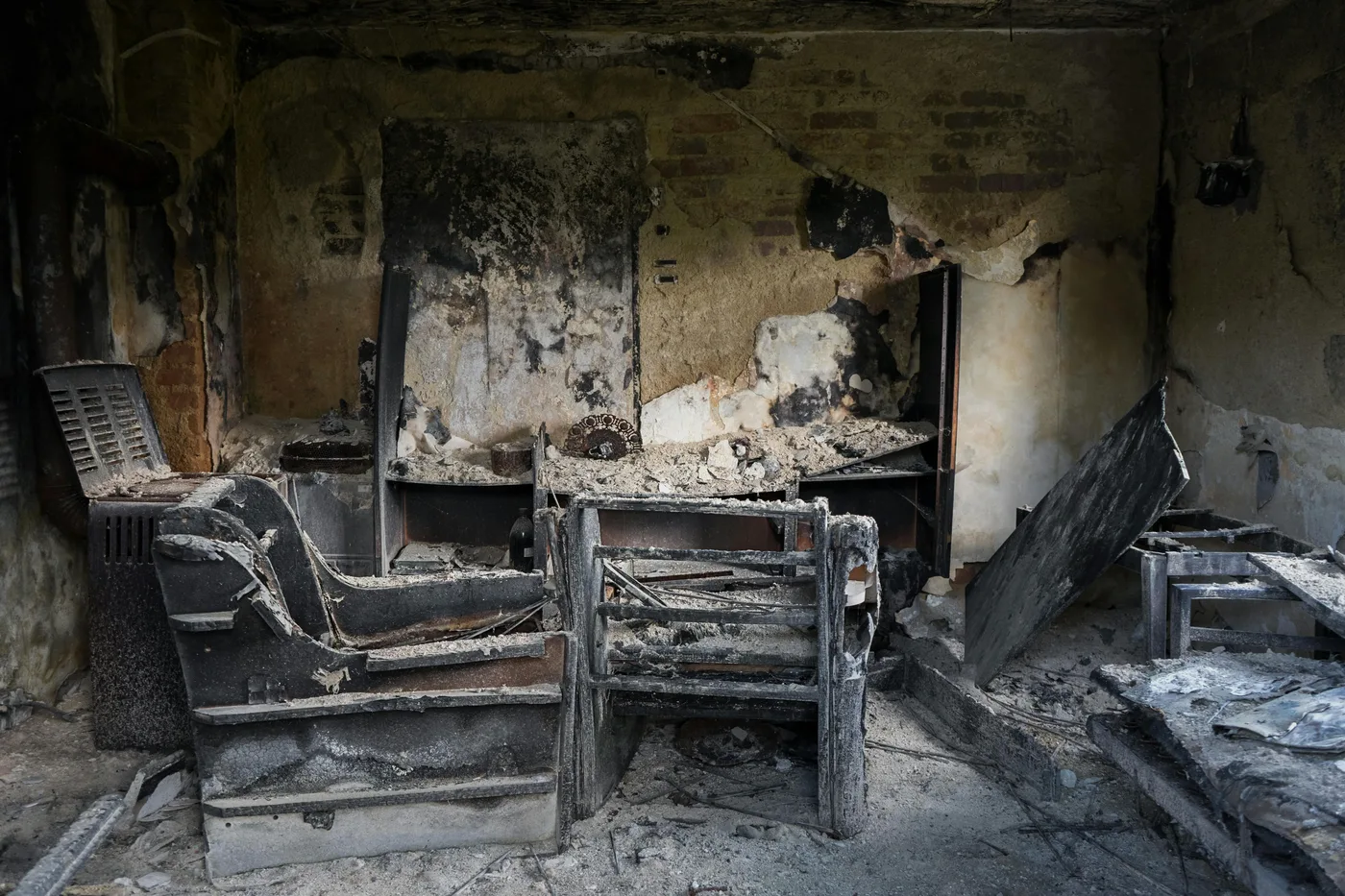 fire and smoke damage restoration Nashville Tennessee — soot and smoke damage cleanup in residential property